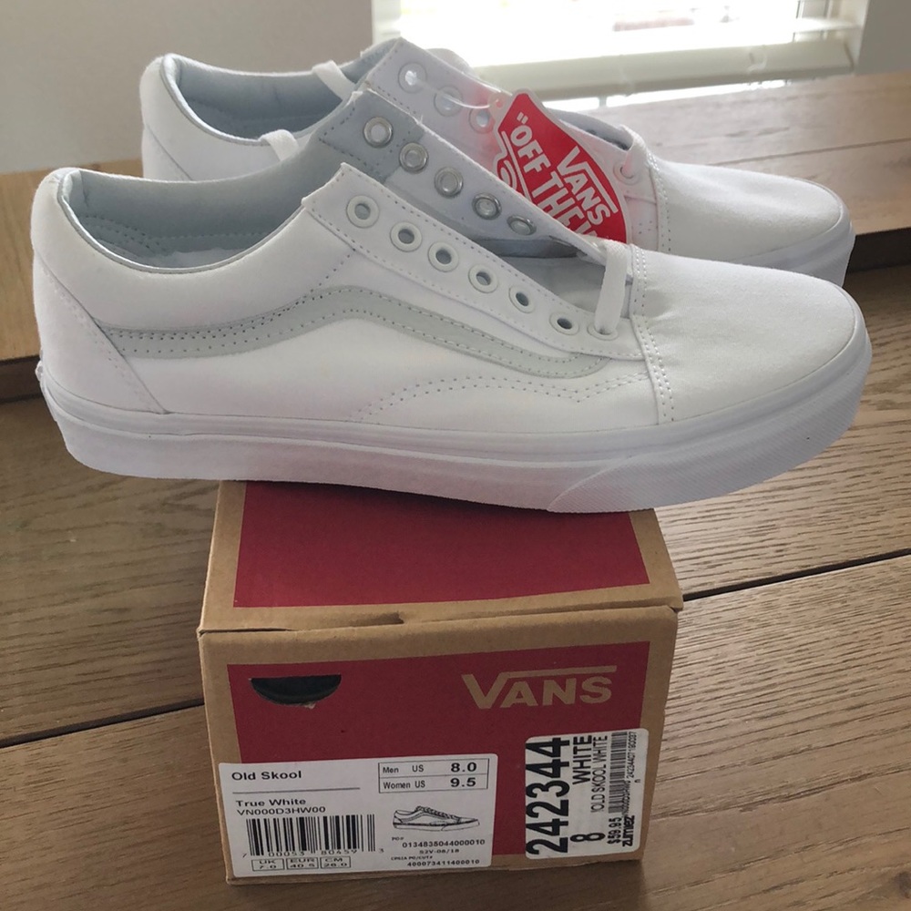 NIB Vans Old Skool Shoes